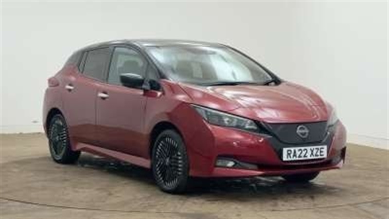 Nissan Leaf 160Kw E N-connecta 59Kwh Red
