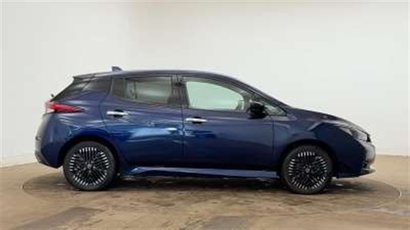 Nissan Leaf 160Kw E Tekna 59Kwh Blue #4