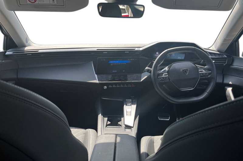 Peugeot 408 1.6 Plug-in Hybrid Allure E-eat8 White #4