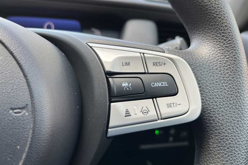 Honda Jazz Jazz Sr I-mmd Cvt Blue #21