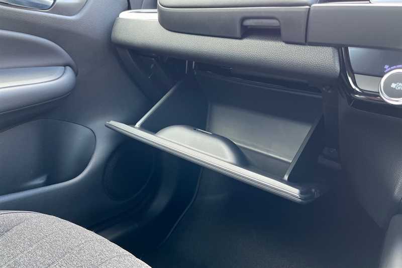 Honda Jazz Jazz Sr I-mmd Cvt Blue #25
