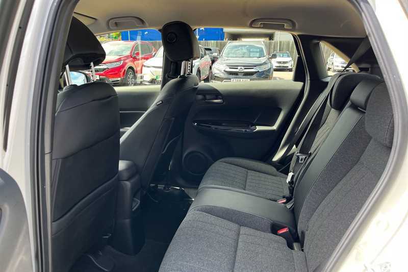 Honda Jazz Jazz Sr I-mmd Cvt Blue #35