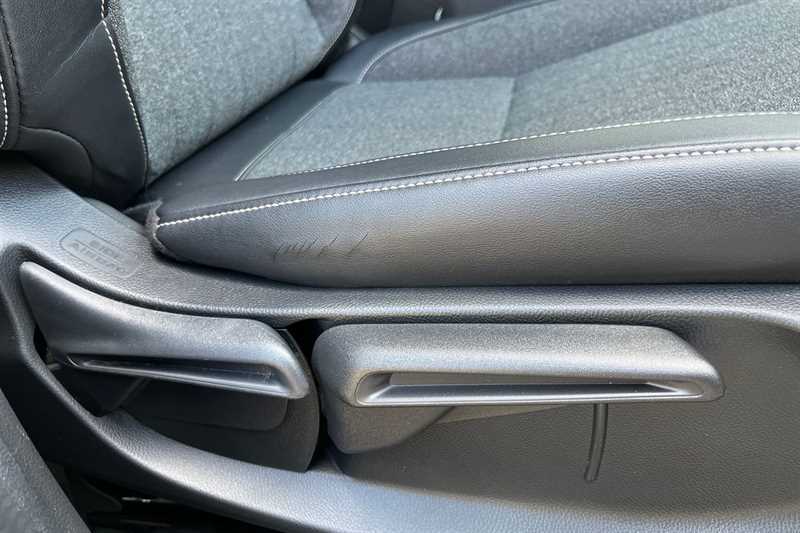 Honda Jazz Jazz Sr I-mmd Cvt Blue #26