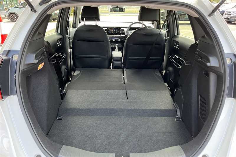 Honda Jazz Jazz Sr I-mmd Cvt Blue #37