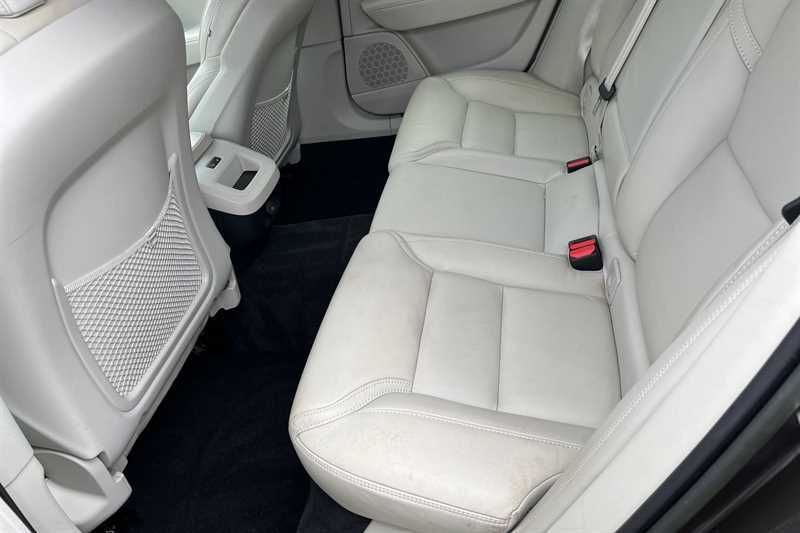 Volvo V90 Momentum, B4 Mild Hybrid  #26
