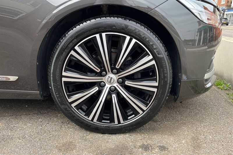 Volvo V90 Momentum, B4 Mild Hybrid  #24