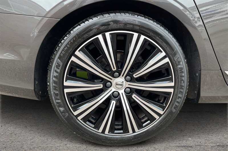 Volvo V90 Momentum, B4 Mild Hybrid  #9