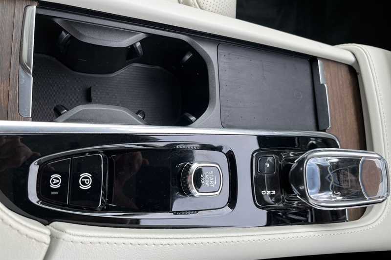 Volvo V90 Momentum, B4 Mild Hybrid  #27