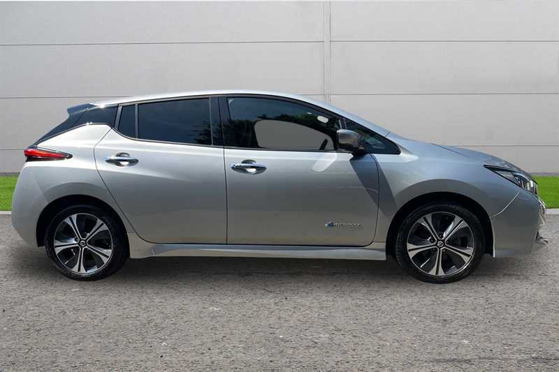 Nissan Leaf 110Kw Tekna 40Kwh Silver #3