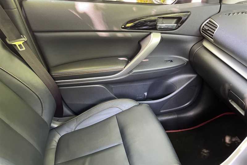 Mitsubishi Eclipse Cross 1.5 3 White #37
