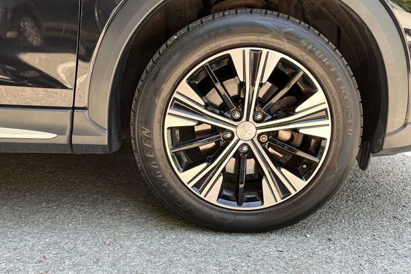 Mitsubishi Eclipse Cross 1.5 4 Cvt 4Wd Black #6