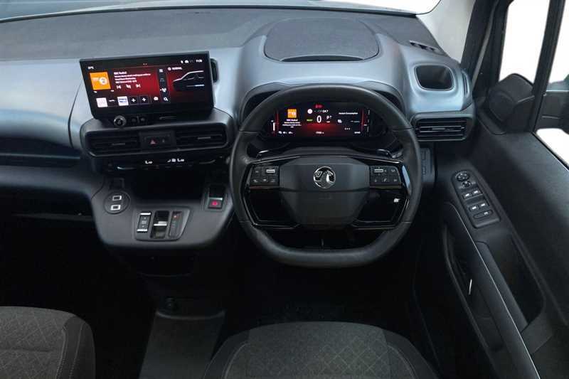 Vauxhall Combo-e Life Prime White #15
