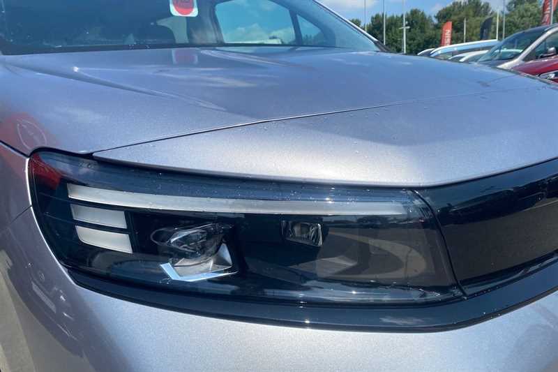 Vauxhall Combo-e Life Prime White #13