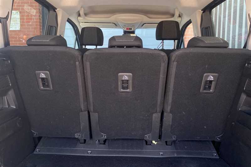 Vauxhall Combo-e Life Prime White #20