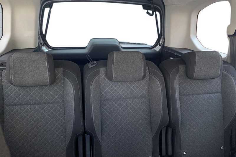Vauxhall Combo-e Life Prime White #19