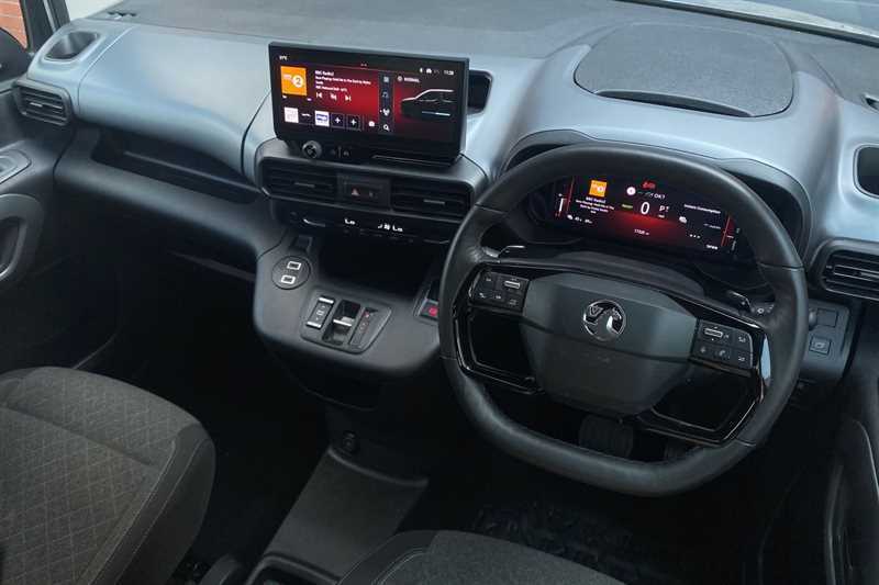 Vauxhall Combo-e Life Prime White #38