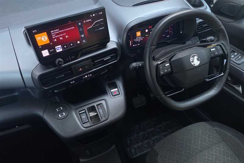 Vauxhall Combo-e Life Prime White #37