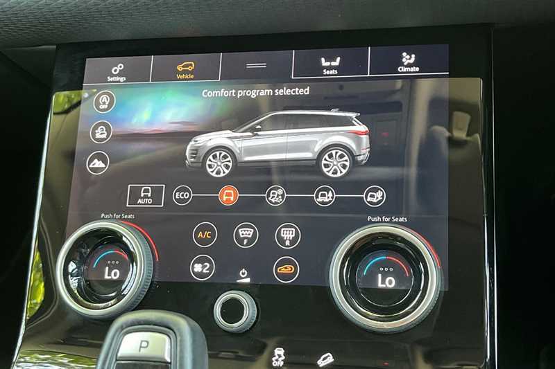 Land Rover Range Rover Evoque 2.0 P200 S LV69AKY White #3