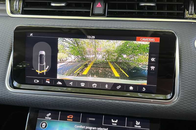 Land Rover Range Rover Evoque 2.0 P200 S LV69AKY White #2