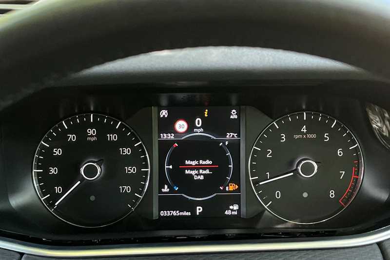 Land Rover Range Rover Evoque 2.0 P200 S LV69AKY White #5