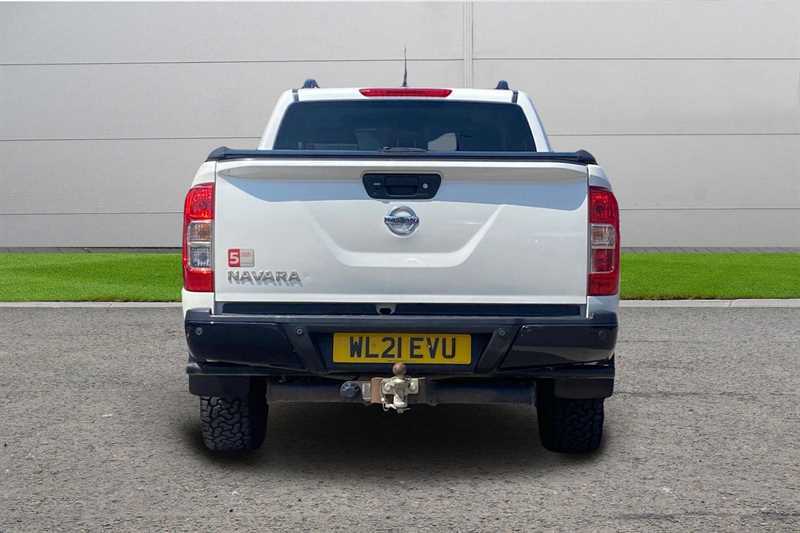 Nissan Navara 1.8 I-vtec Si White #4