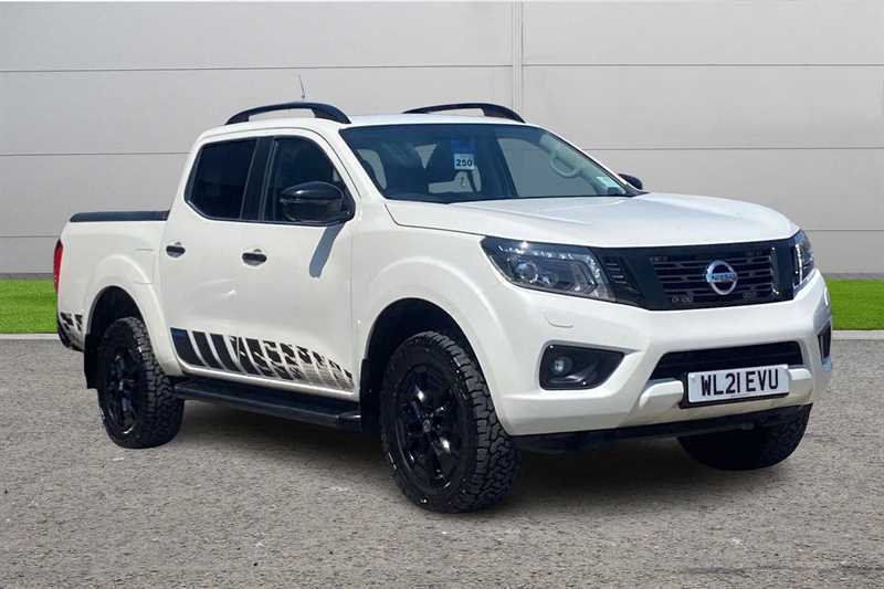 Nissan Navara 1.8 I-vtec Si White