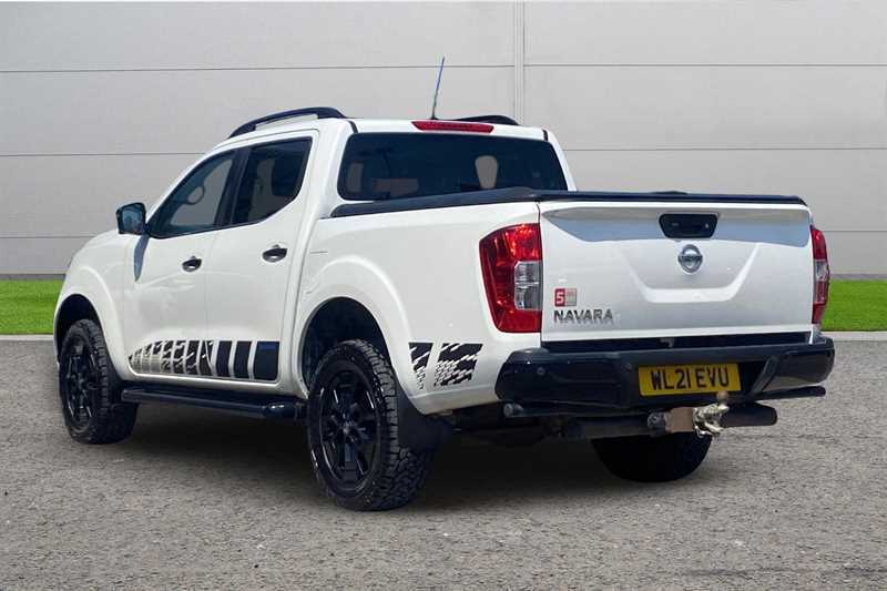 Nissan Navara 1.8 I-vtec Si White #2