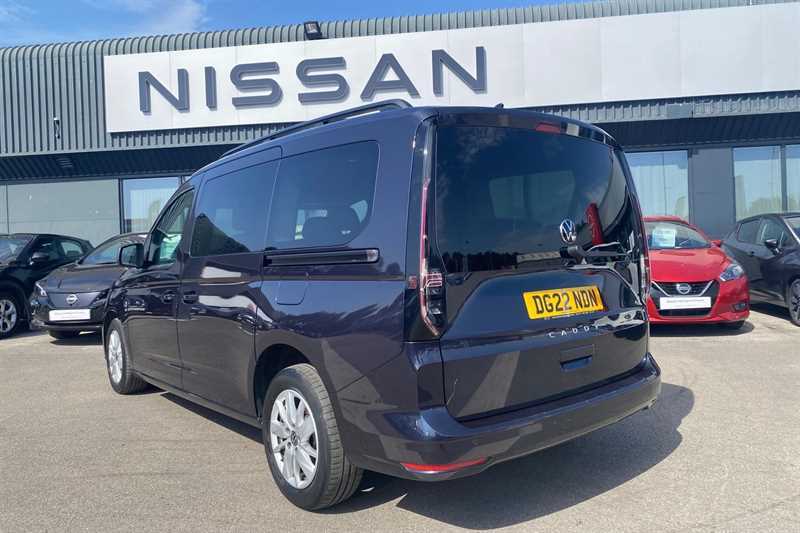 Volkswagen Caddy Maxi Life 2.0L Dsg  #46