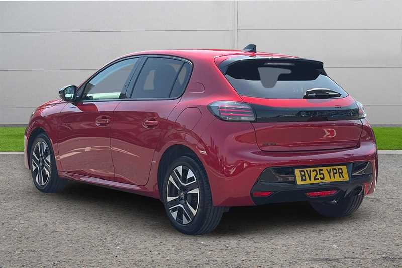Peugeot 208 1.2 Puretech 100 Allure Red #2