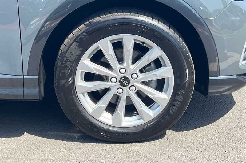 Audi Q3 35 Tfsi Sport S Tronic Grey #6