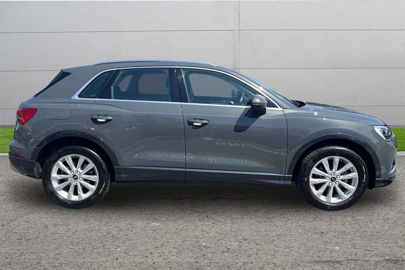 Audi Q3 35 Tfsi Sport S Tronic Grey #4