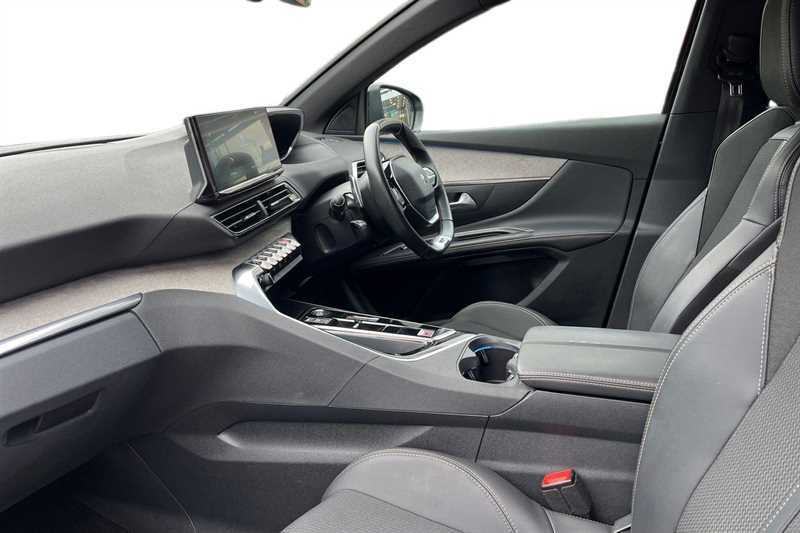 Peugeot 5008 1.5 Bluehdi Gt Eat8 Black #2