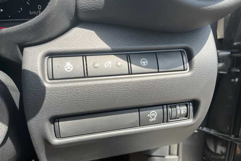 Nissan Juke 1.0 Dig-t 114 N-connecta Dct DE26GXW Silver #30