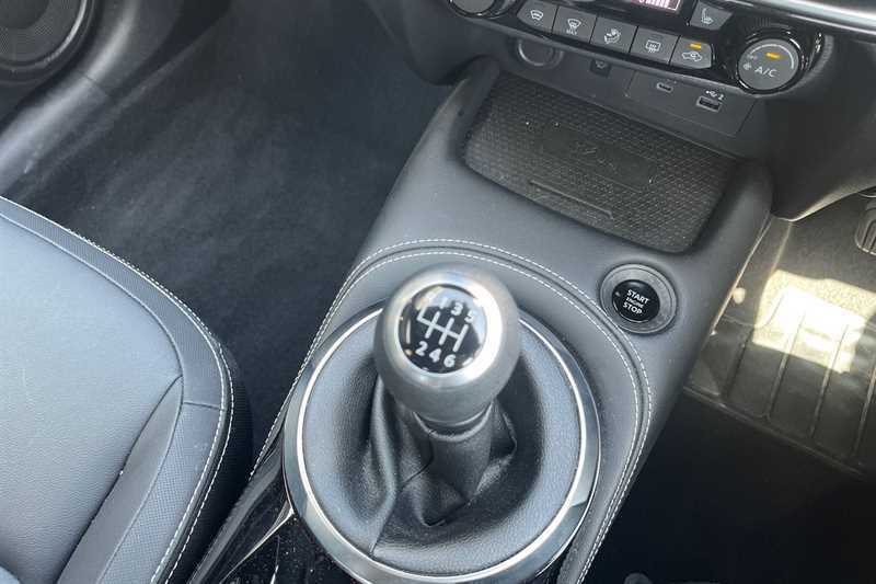 Nissan Juke 1.0 Dig-t 114 N-connecta Dct DE26GXW Silver #25