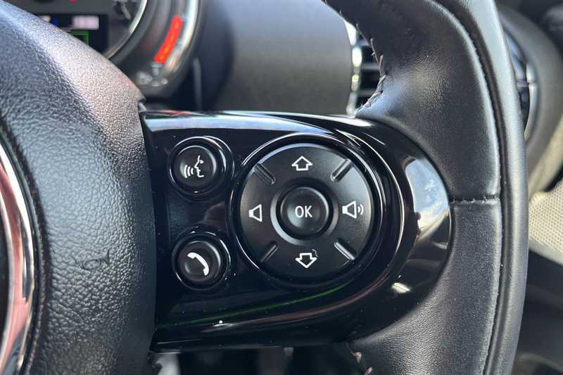 Mini Clubman 2.0 Cooper S Exclusive 6Dr Red #28