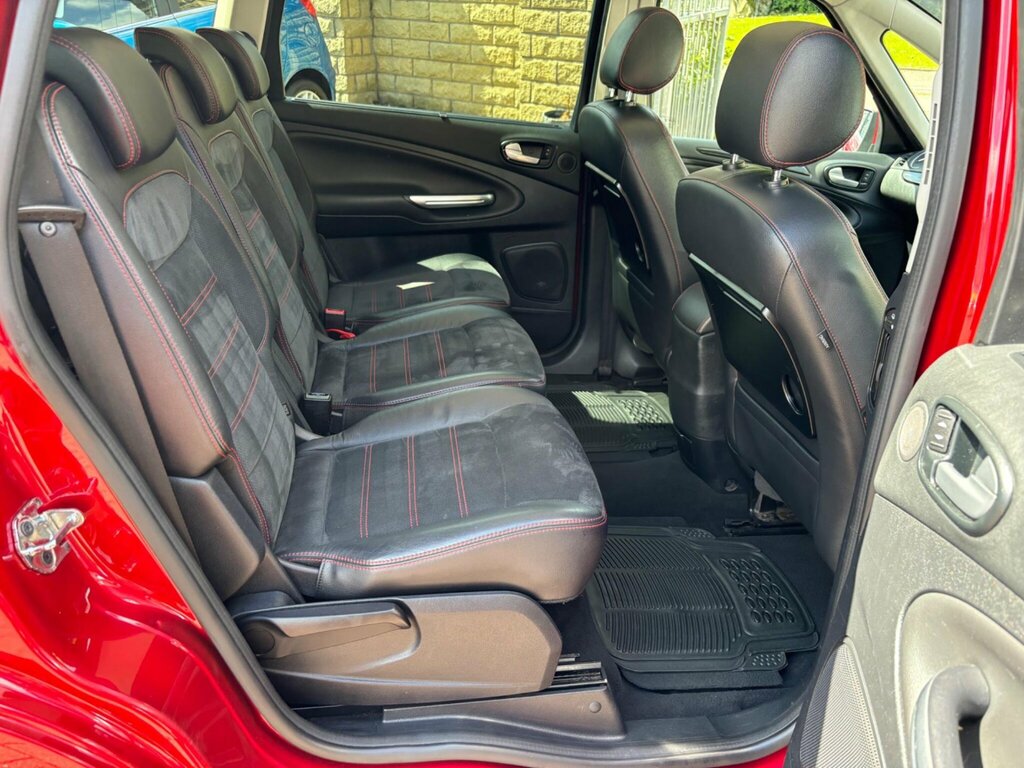 Ford S-Max Titanium Black #26