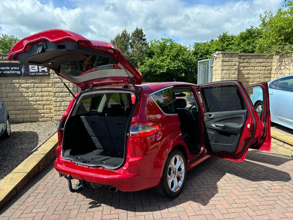 Ford S-Max Titanium Black #65