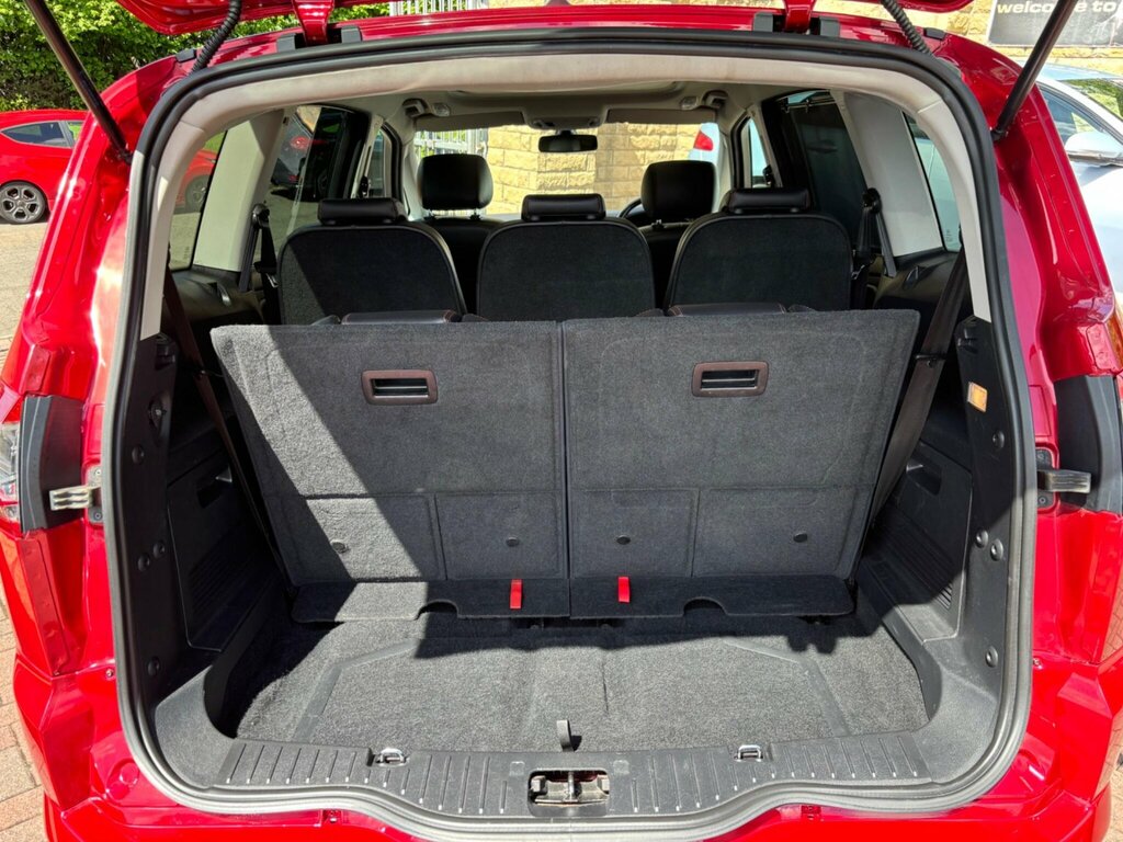 Ford S-Max Titanium Black #31