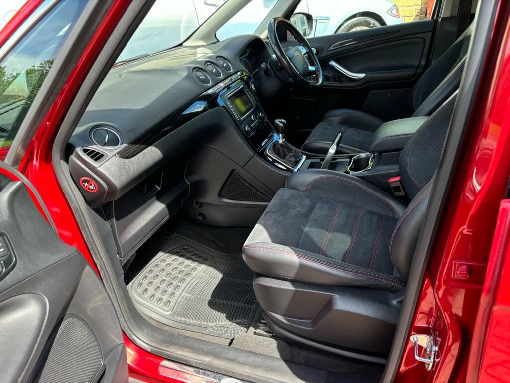 Ford S-Max Titanium Black #21