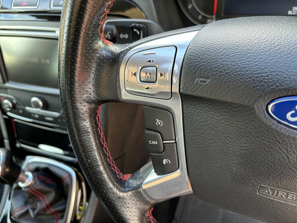 Ford S-Max Titanium Black #41