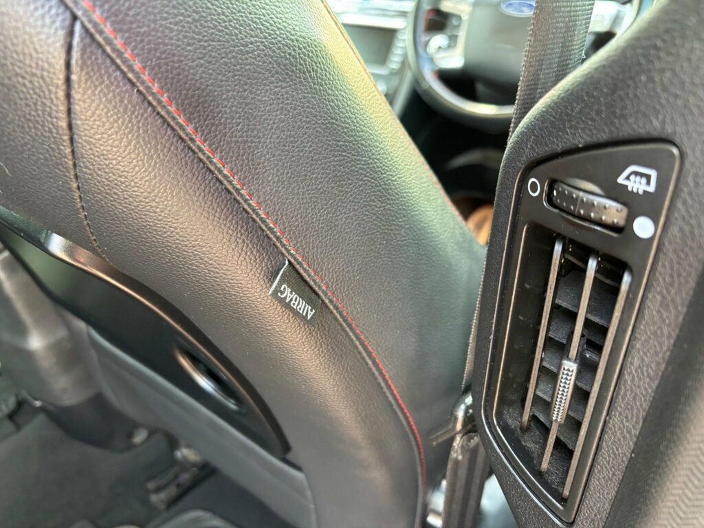 Ford S-Max Titanium Black #57
