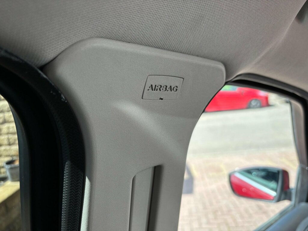 Ford S-Max Titanium Black #59