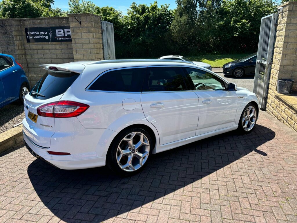 Ford Mondeo  Brown #8
