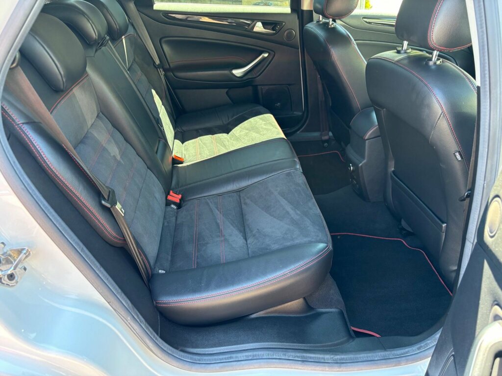 Ford Mondeo  Brown #25