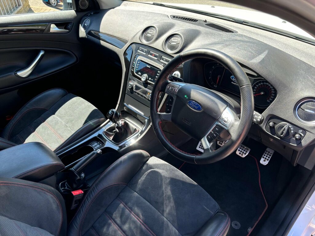Ford Mondeo  Brown #16