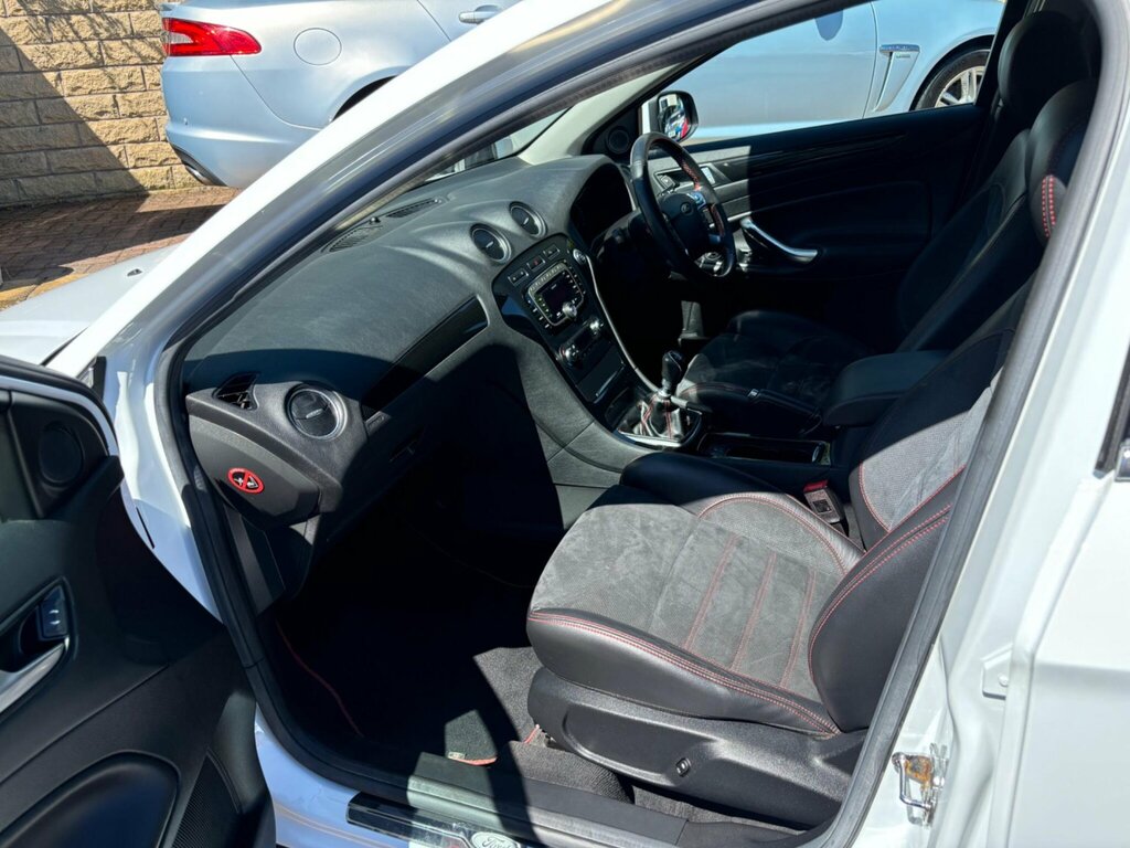 Ford Mondeo  Brown #20
