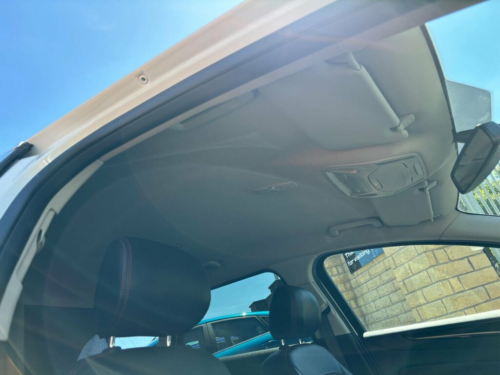 Ford Mondeo  Brown #31