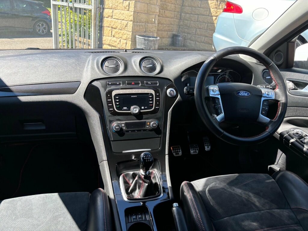 Ford Mondeo  Brown #15