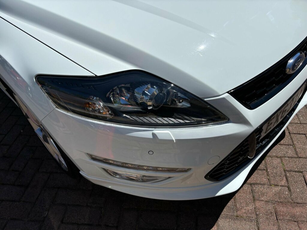 Ford Mondeo  Brown #12