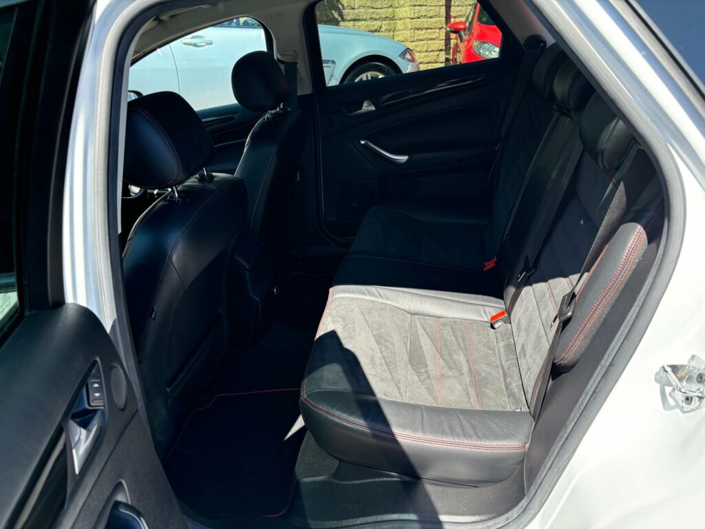 Ford Mondeo  Brown #23